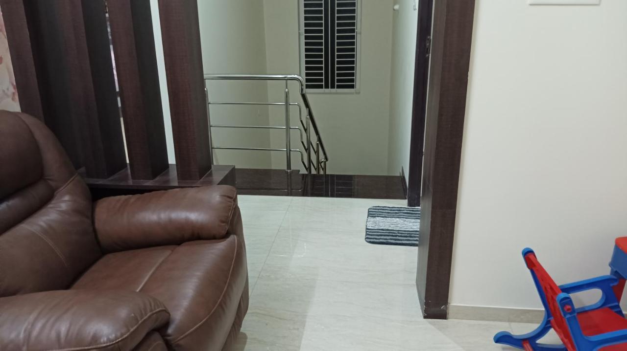 Shi'S Vilva - The Bungalow In Coimbatore - Near Airport, Kmch, Codesia Dış mekan fotoğraf
