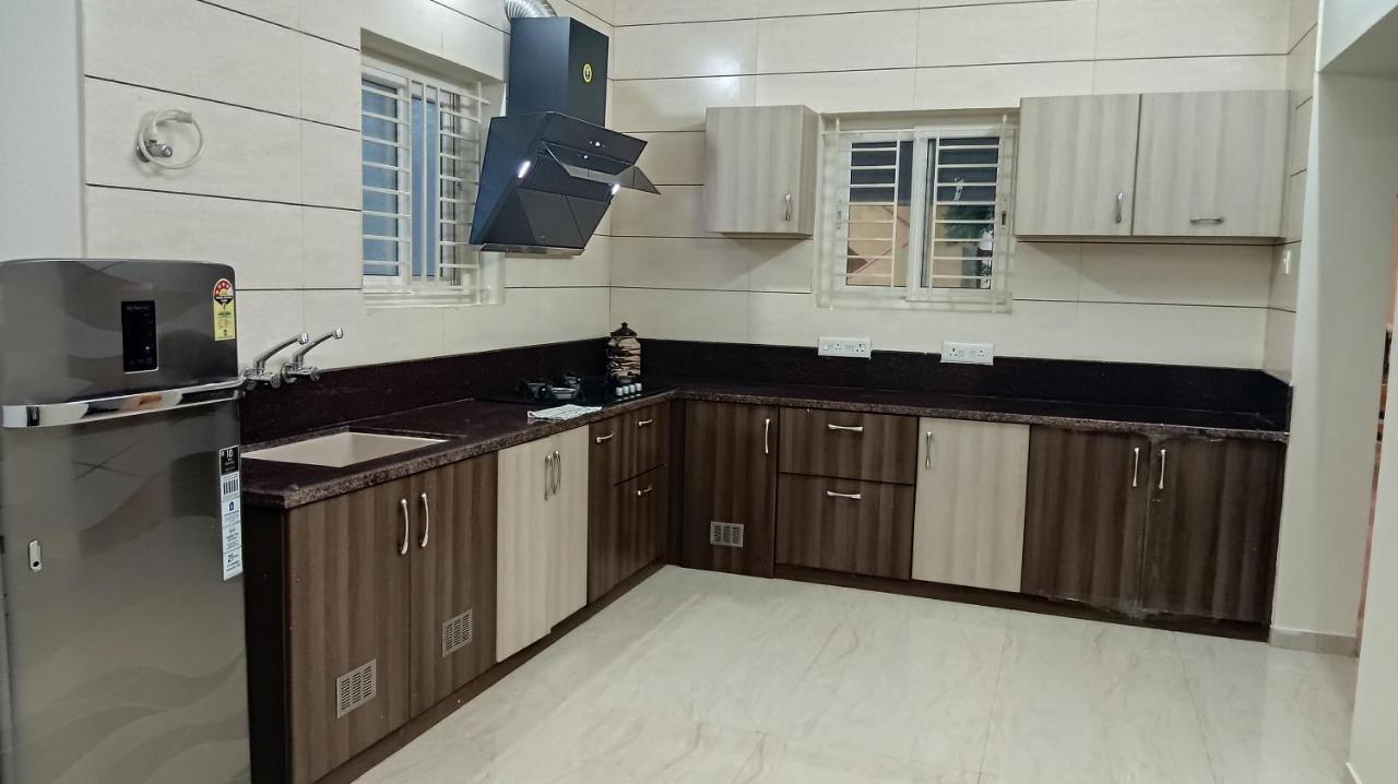 Shi'S Vilva - The Bungalow In Coimbatore - Near Airport, Kmch, Codesia Dış mekan fotoğraf